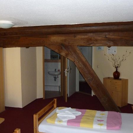 Altstadt Pension Hafenblick ชตราลซุนด์ ภายนอก รูปภาพ